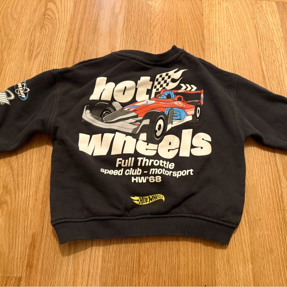 Zara hot wheels crew neck sweatshirt. 3T. Dark grey.